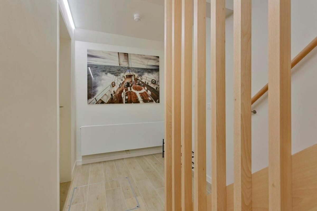 Huswell - Stunning Apartment At The Beachfront Of De Haan Exteriör bild